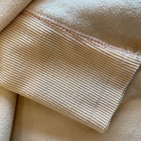 Champion Cropped Sweatshirt Peach Log Sleeve Size Medium - Picture 13 of 16